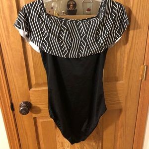 Off the shoulder one piece baiting suit